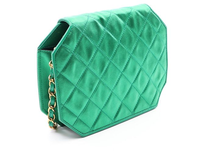Borsa a tracolla Mini Matelassé Chanel Verde - vista 2