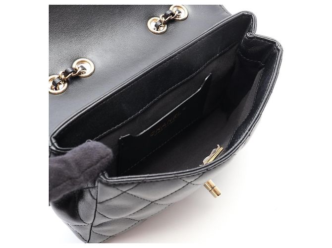 Borsa a tracolla Mini Flap Chanel Matelassé Nero - vista 3