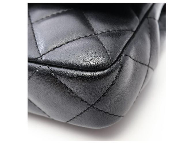 Borsa a tracolla Mini Flap Chanel Matelassé Nero - vista 6