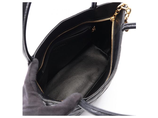 Borsa Tote Chanel Reissue in pelle di vitello martellata nera Nero - vista 3