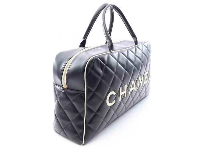 Borsa Bowling Chanel Matelassé Logo Nero Bianco - vista 2