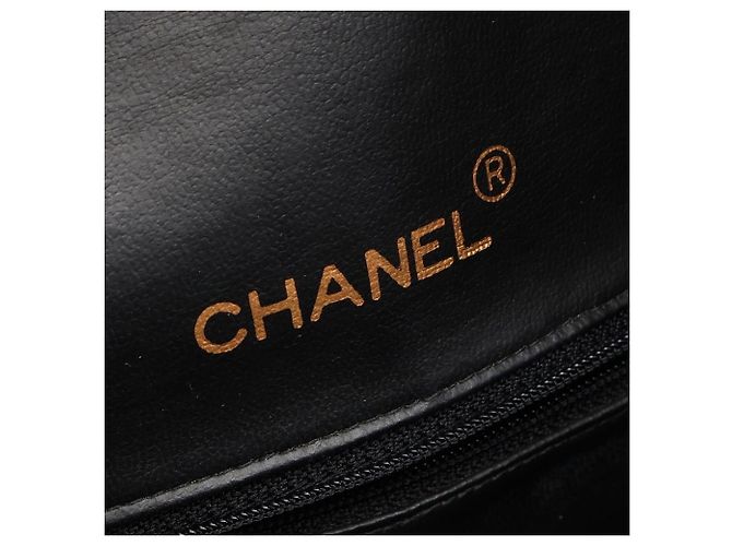 Borsa Bowling Chanel Matelassé Logo Nero Bianco - vista 4