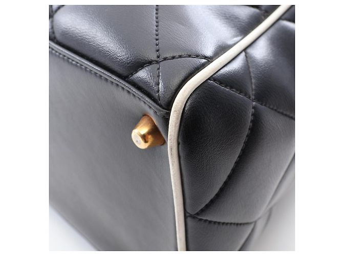 Borsa Bowling Chanel Matelassé Logo Nero Bianco - vista 6