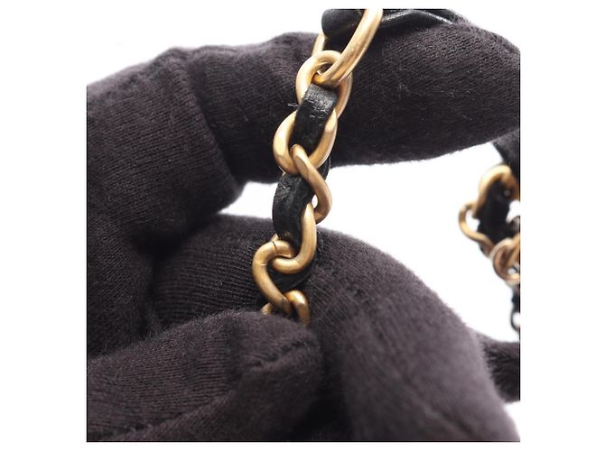 Borsa a tracolla Chanel Matelassé in pelle d'agnello nera Nero - vista 11