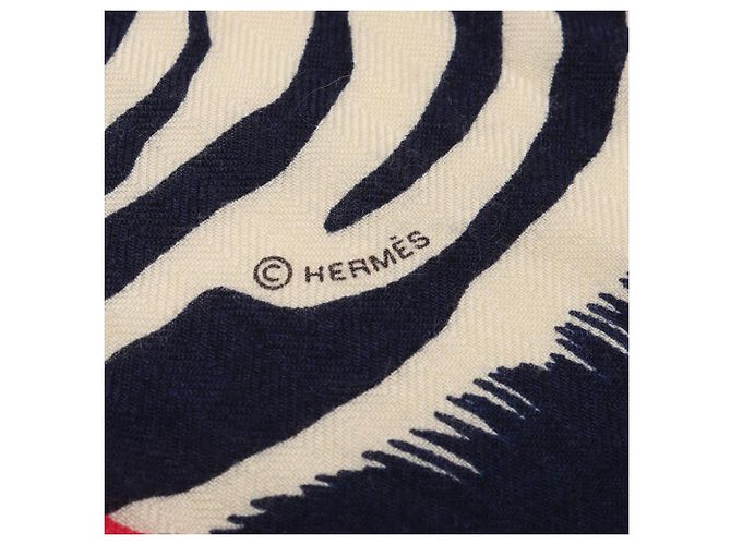 Foulard Hermès Carré Géant Zebra Pegasus Rosa Multicolore Blu navy - vista 3