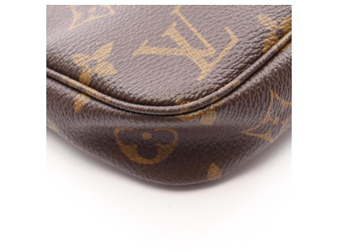 Borsa Louis Vuitton Pochette Accessoires Marrone Monogramma - vista 6