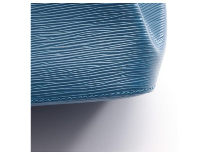 Noe Borsa a tracolla Louis Vuitton Petit Noé Blu - vista 15