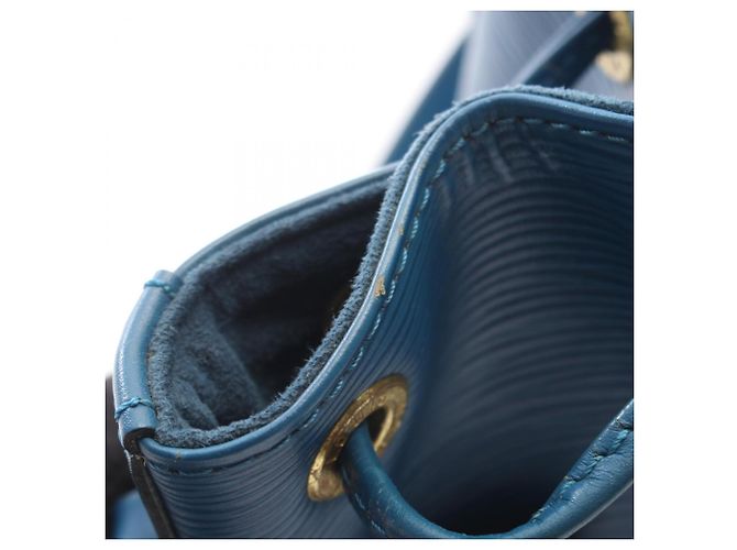 Noe Borsa a tracolla Louis Vuitton Petit Noé Blu - vista 9