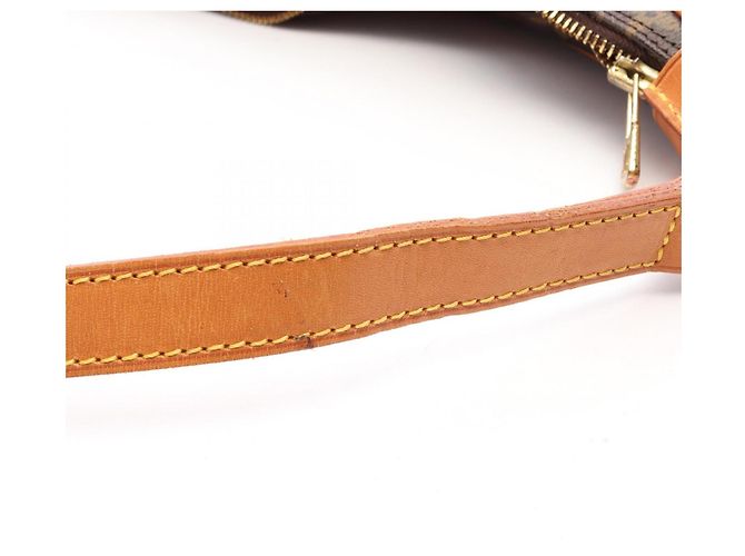 Borsa a tracolla Louis Vuitton Boulogne PM Monogram Marrone - vista 12