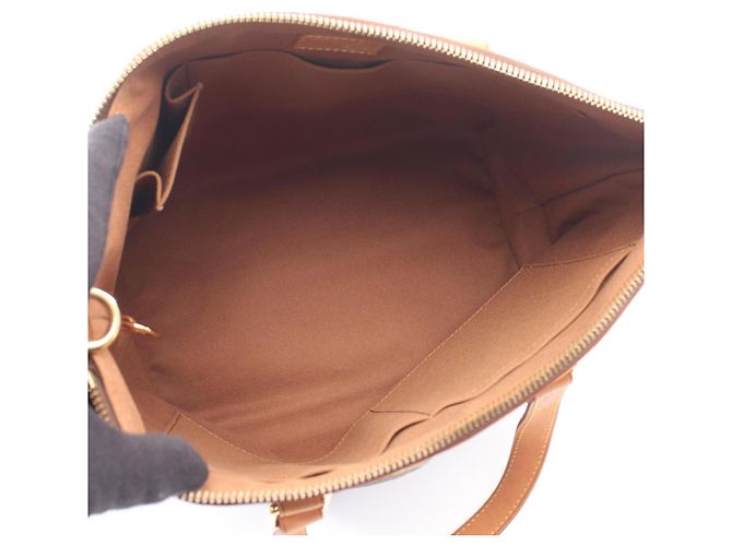 Bolso Louis Vuitton Palermo PM Castaño - vista 3
