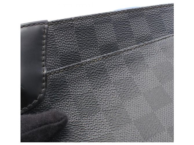 Borsa a tracolla Louis Vuitton District PM NM Damier Graphite Nero - vista 7