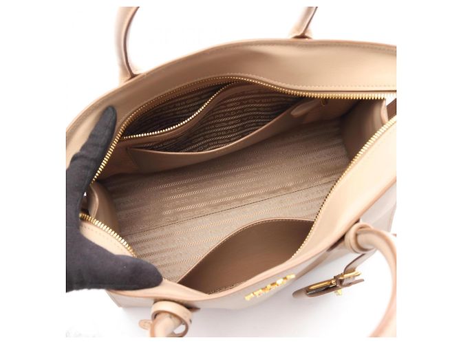 Prada Esplanade Saffiano 2-Way Handtasche Beige - Ansicht 3