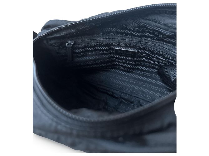 Borsa a tracolla Prada Tessuto in nylon nero - vista 9