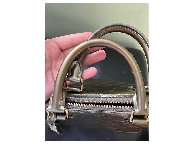 Borsa Louis Vuitton Alma in pelle verniciata - vista 11