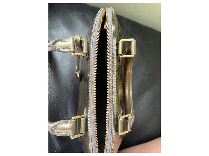 Borsa Louis Vuitton Alma in pelle verniciata - vista 6