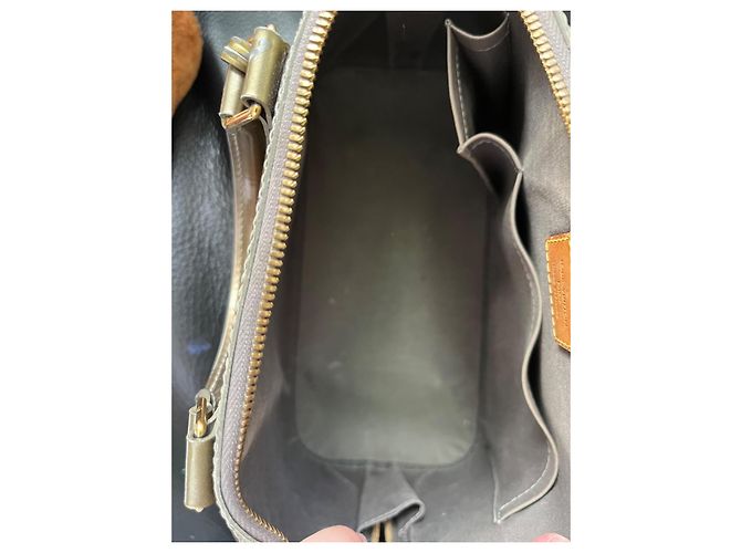 Borsa Louis Vuitton Alma in pelle verniciata - vista 9