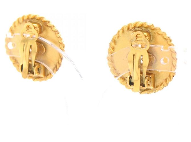 Orecchini a clip rotondi Chanel Coco Mark Nero D'oro - vista 2