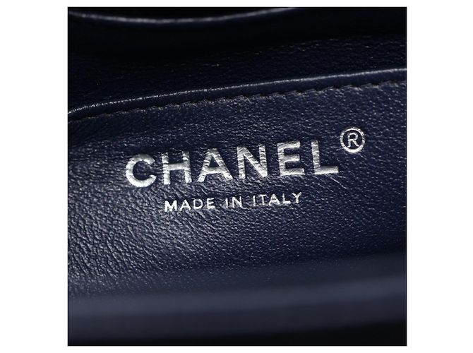 Borsa a tracolla Mini Chanel Chevron V-Stitch Blu navy - vista 4