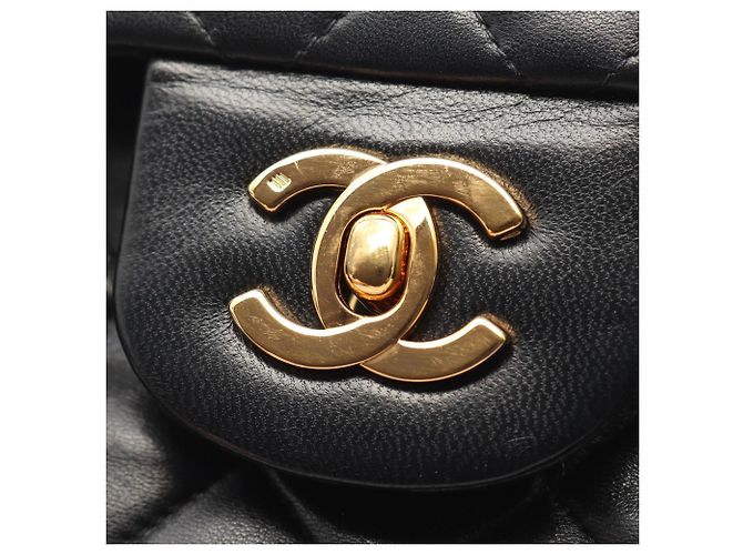 Borsa a tracolla Chanel Matelassé Double Flap Nero - vista 11