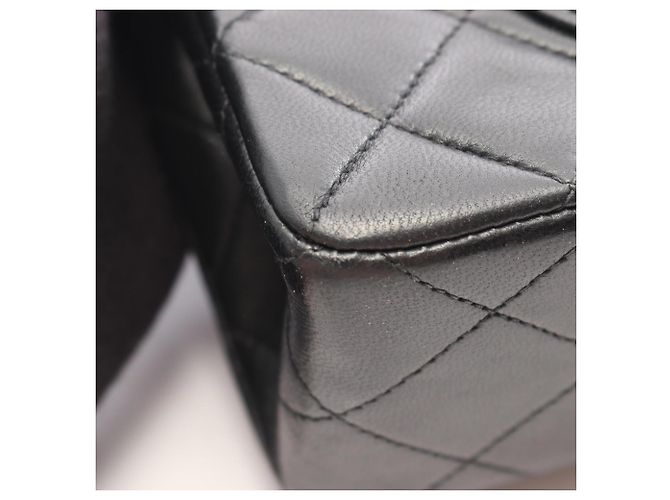 Borsa a tracolla Chanel Matelassé Double Flap Nero - vista 9