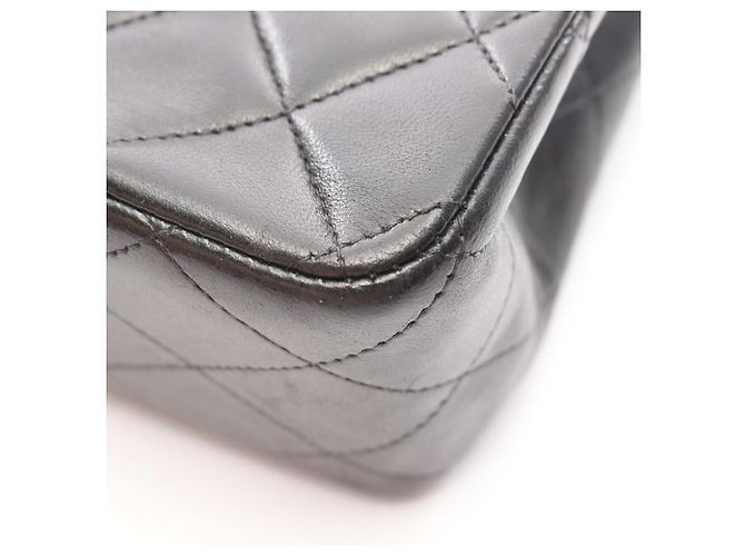 Borsa a tracolla Chanel Matelassé Double Flap Nero - vista 10