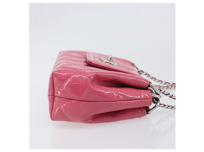Chanel Mademoiselle Lock Chain Quilted Patent Rosa - vista 5