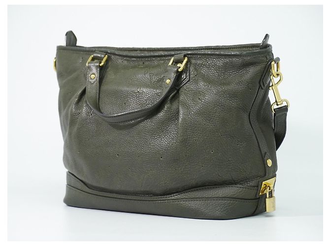 Louis Vuitton Stellar Mahina Leather PM Caqui - vista 2
