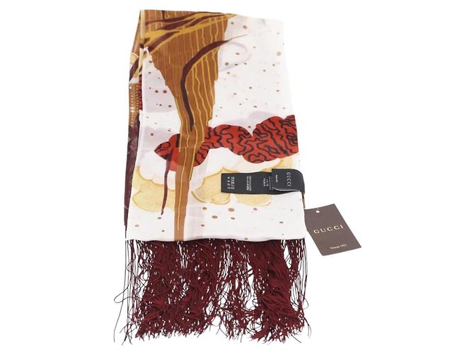 Bufanda de seda estampada con flecos Gucci
Seda
Sin talla disponible Burdeos - vista 5