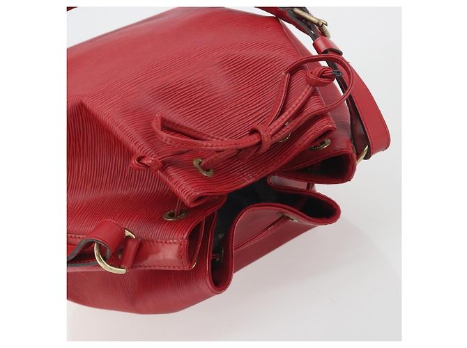 Louis Vuitton Petit Noe Epi Leather Small Rosso - vista 7