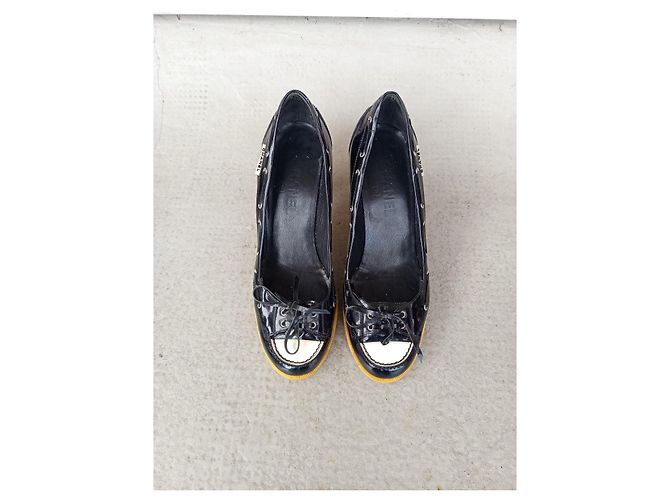 Chanel Lackleder Pumps Schwarz Weiß - Ansicht 2