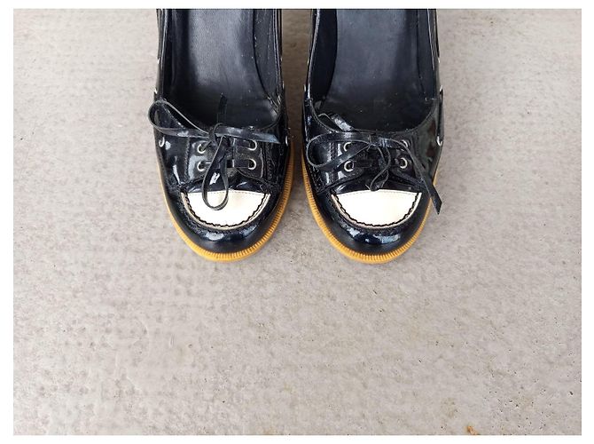 Chanel Lackleder Pumps Schwarz Weiß - Ansicht 3