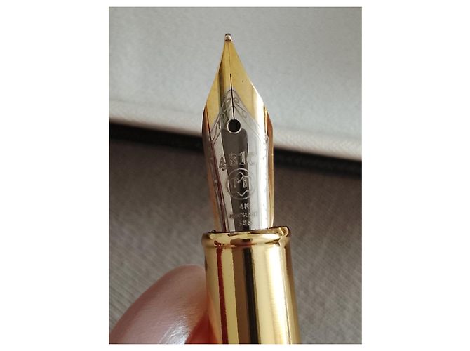 Montblanc Muses Marilyn Monroe Special Edition Füllfederhalter Rot Golden - Ansicht 6