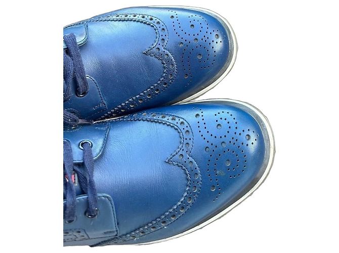 Prada Scarpe stringate Brogue in pelle blu uomo - vista 2