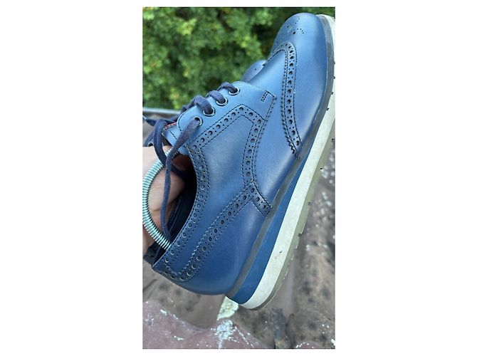 Prada Scarpe stringate Brogue in pelle blu uomo - vista 5