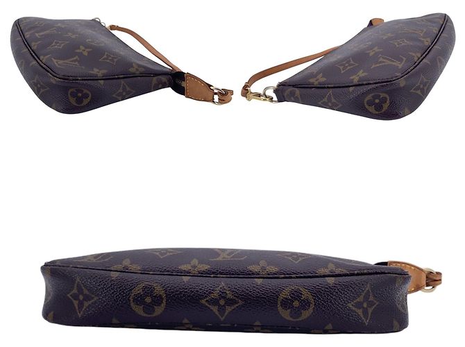 Louis Vuitton Bolsa Pochette Accessoires em Monogram Canvas Marrom - vista 4