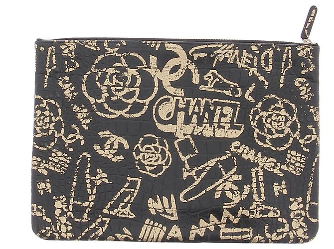 Chanel Pochette in pelle nera e oro Nero - vista 2