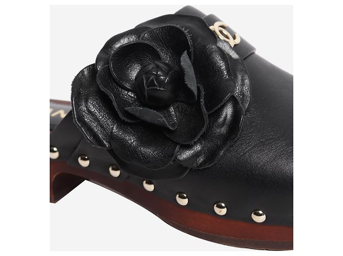 Chanel Black SS23 Camellia Leder-Clogs - Größe EU 36 Schwarz - Ansicht 5