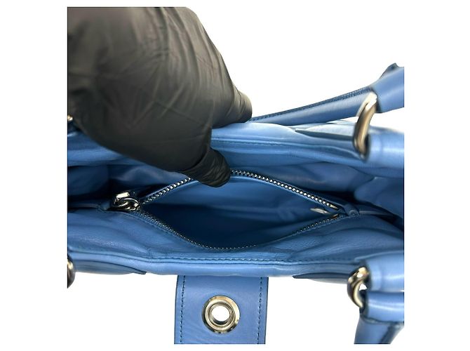 Prada Re-Edition 2002 2-Way Schultertasche Blau - Ansicht 10
