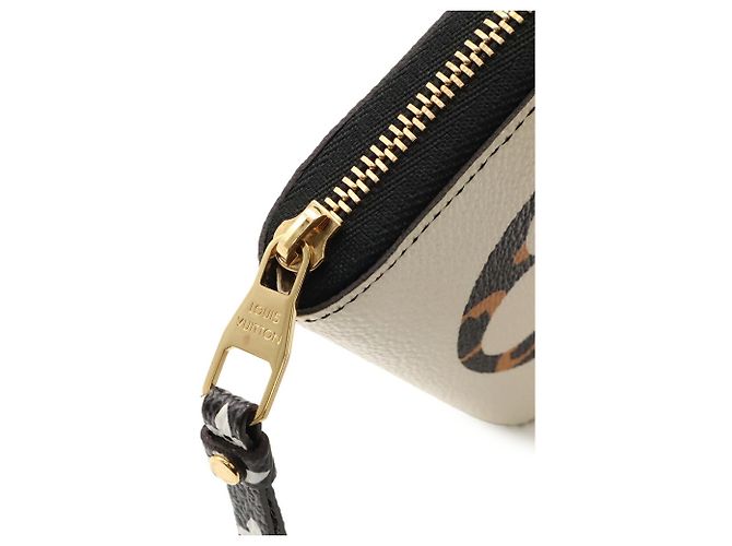Monedero Zippy Louis Vuitton Monogram Jungle Blanco roto Monograma - vista 5
