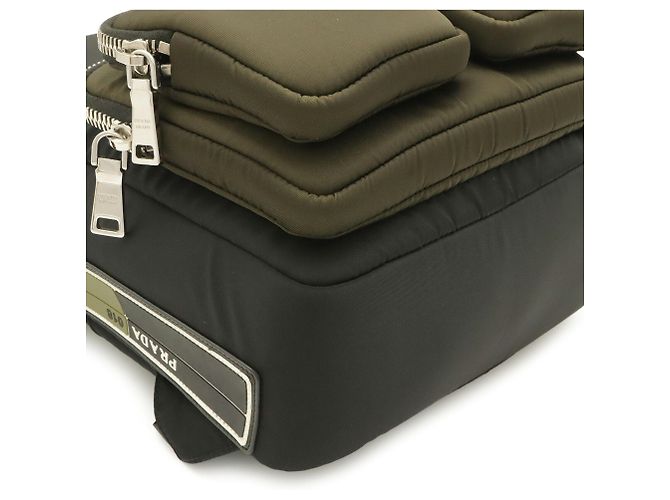 Sac à dos Prada Tessuto avec poches et détails en caoutchouc Noir Vert Kaki - vue 4