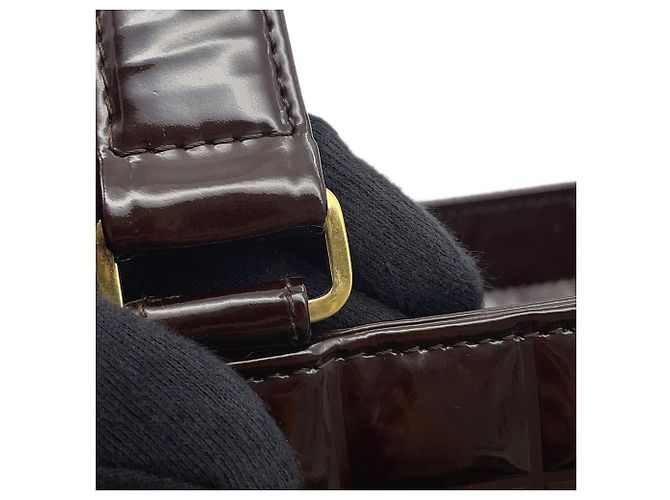Chanel Chocolate Bar Tote Bag aus Lackleder Braun - Ansicht 12