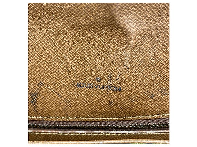 Borsa a tracolla Louis Vuitton Monogram Saint Cloud GM Marrone - vista 5