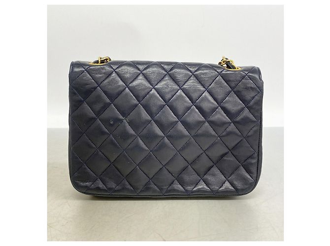 Borsa a tracolla con catena Chanel Matelassé Nero - vista 11