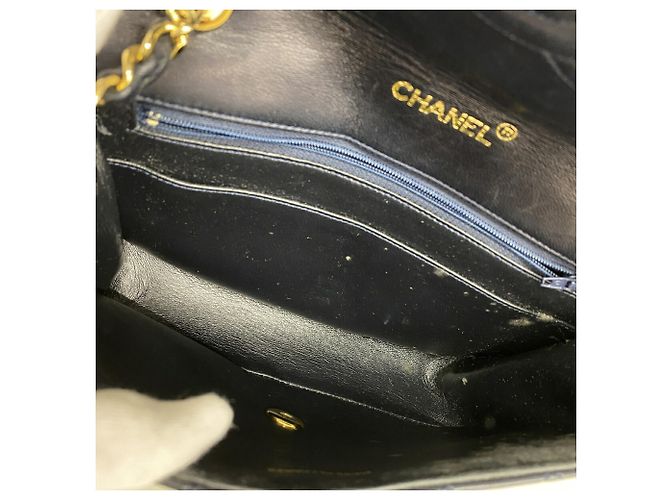 Borsa a tracolla con catena Chanel Matelassé Nero - vista 4