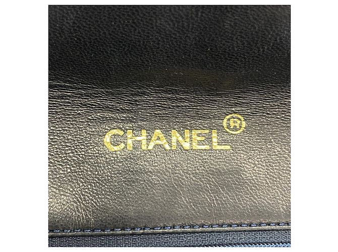 Borsa a tracolla con catena Chanel Matelassé Nero - vista 5