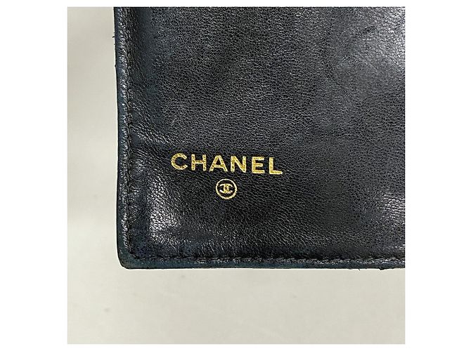 Timeless Chanel langes Portemonnaie aus schwarzem genarbtem Kalbsleder - Ansicht 4