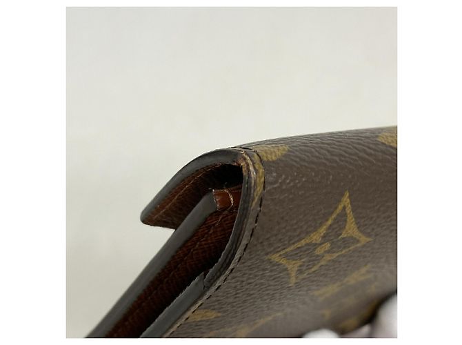 Louis Vuitton Cartera Tri-fold Monogram Victorine M62472 Castaño - vista 6