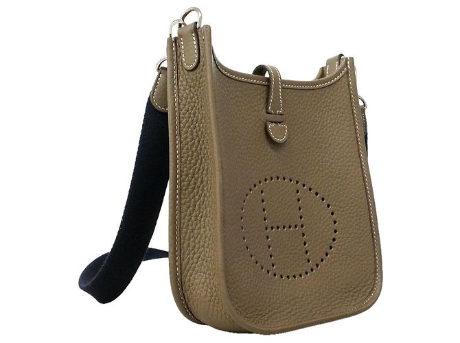 Hermès Hermes Schultertasche Evelyne TPM Taupe - Ansicht 2