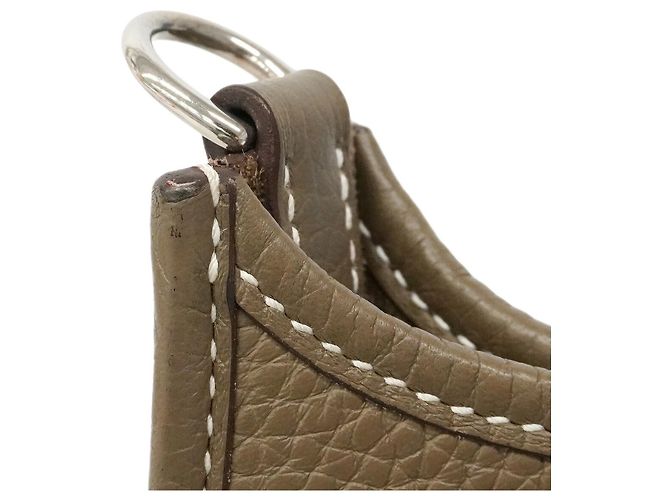 Hermès Hermes Schultertasche Evelyne TPM Taupe - Ansicht 6