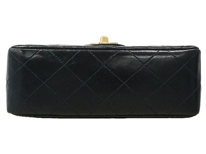 Borsa a tracolla con catena Chanel Mini Matelassé Nero - vista 3